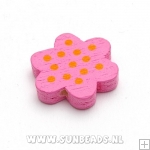 Houten kraal bloem (roze met oranje stip)